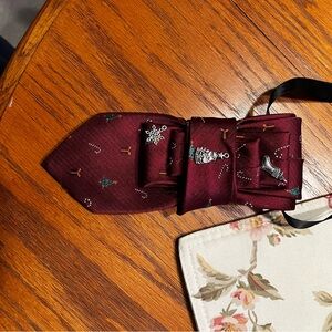 Festive Red Necklace Necktie with Holiday Motifs